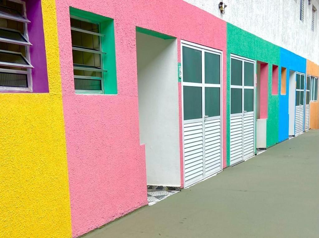 Chales Sununga Flats A 1 Minuto Da Praia أوباتوبا المظهر الخارجي الصورة